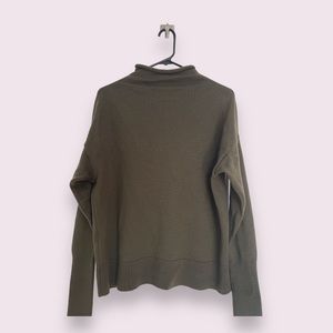 Aritzia Wilfred Women’s 100% Merino Wool Sweater Size M - Green